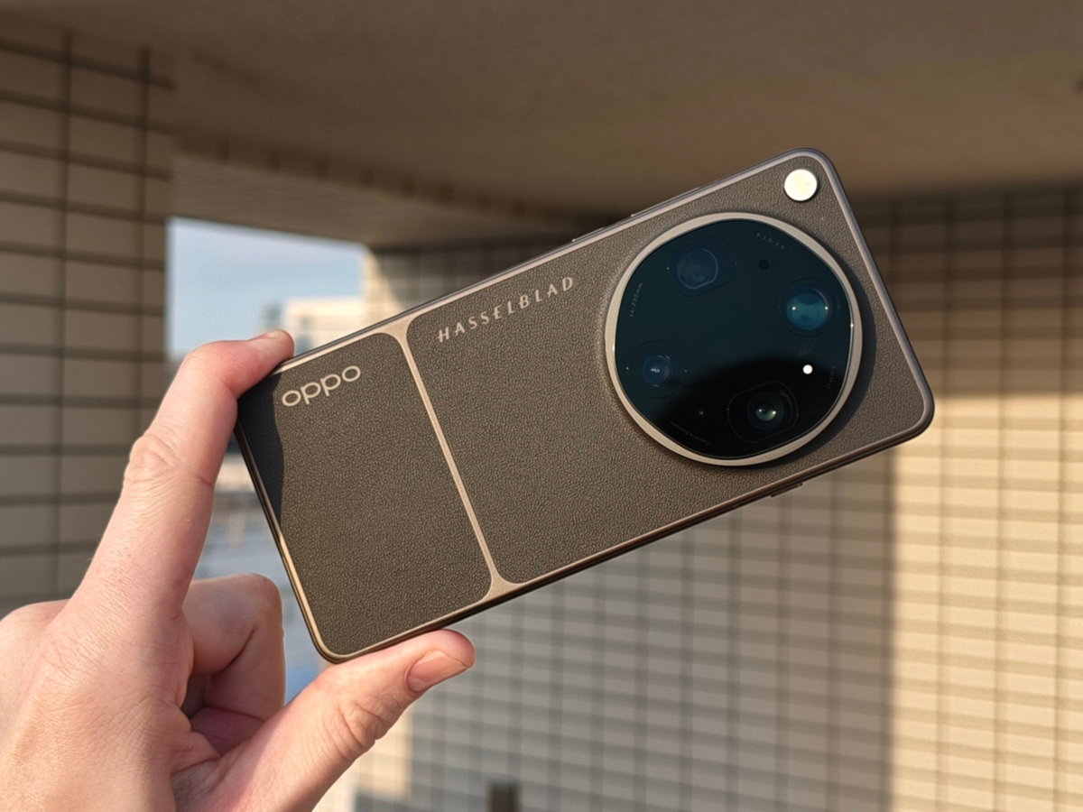 So sánh OPPO Find X9 Ultra vs OPPO Find X9 Pro về trải nghiệm cầm nắm