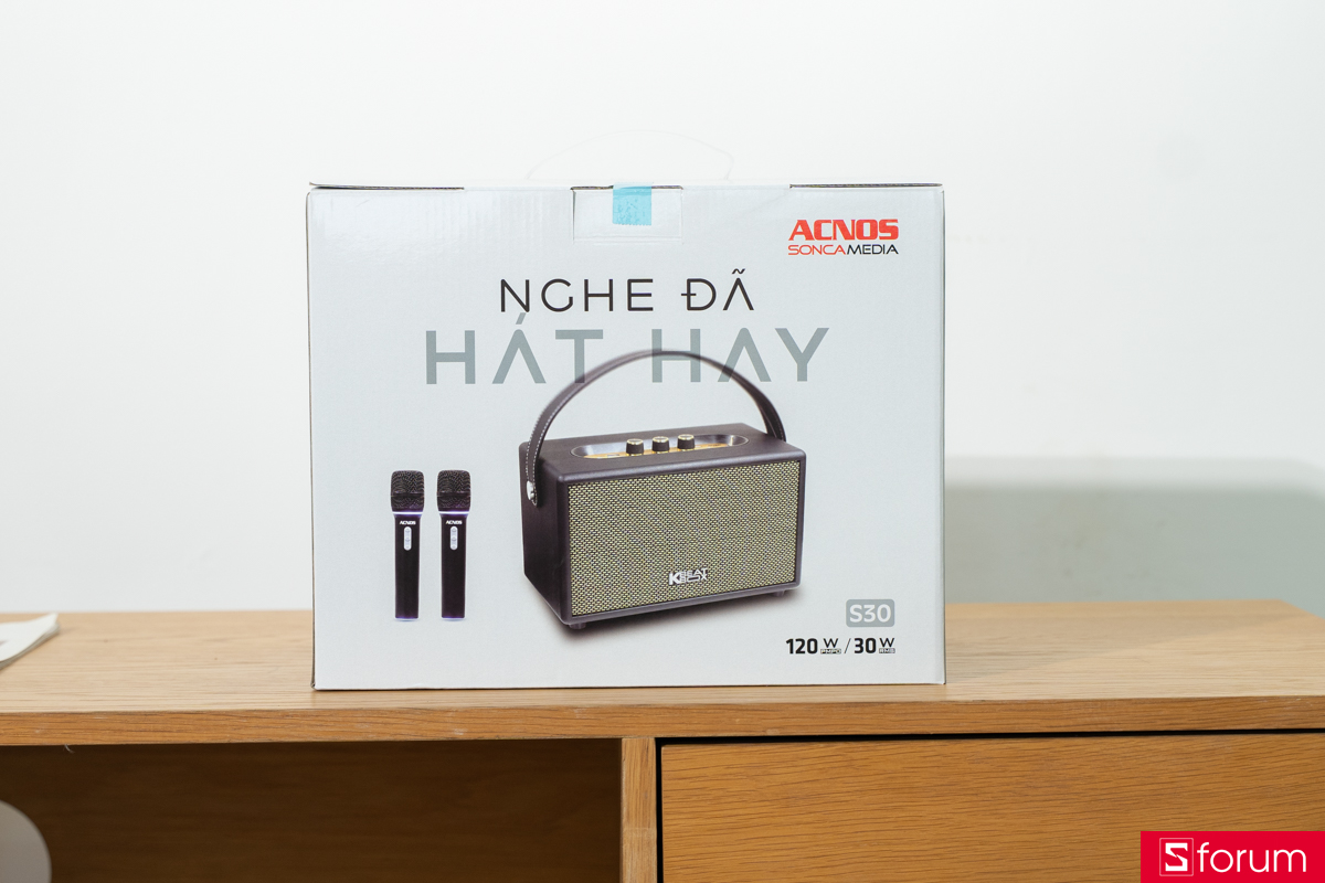 Acnos S30 và S60 được đóng gói gọn gàng trong một chiếc hộp tương đối đơn giản 