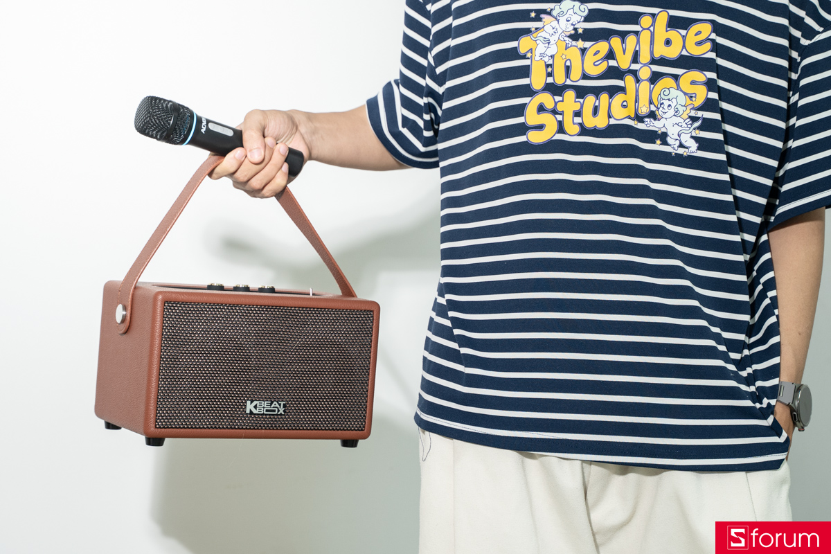 Acnos S30 mang hơi hướng tối giản, đậm chất cổ điển