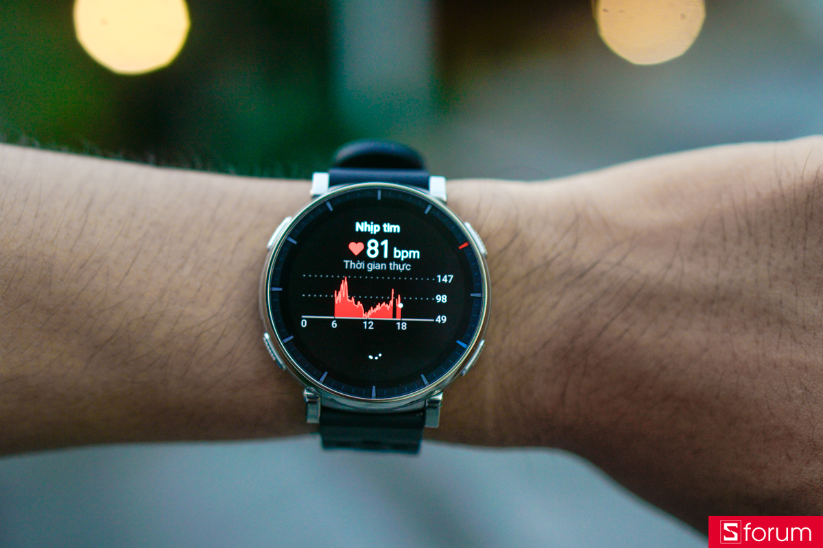 Là một sản phẩm smartwatch phổ thông, Amazfit Active 3 Premium không thể nào thiếu đi những tính năng theo dõi sức khỏe cơ bản