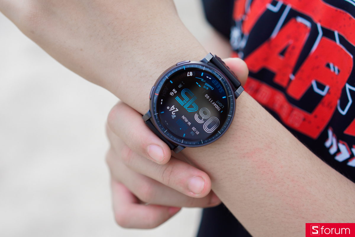 Amazfit Active Max là mẫu đồng hồ có kích thước lớn nhất trong series Active tính đến thời điểm hiện tại