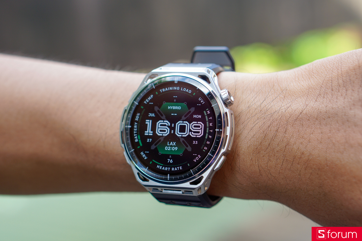 Màn hình và chất lượng hiển thị của Amazfit Balance 3