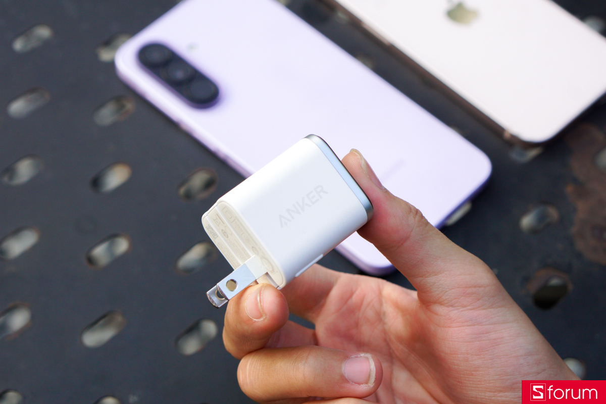 Gập 90 độ của Anker 1C 45W A121D