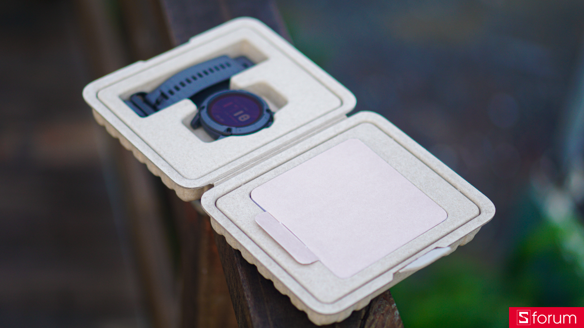 Mở hộp của Coros Nomad