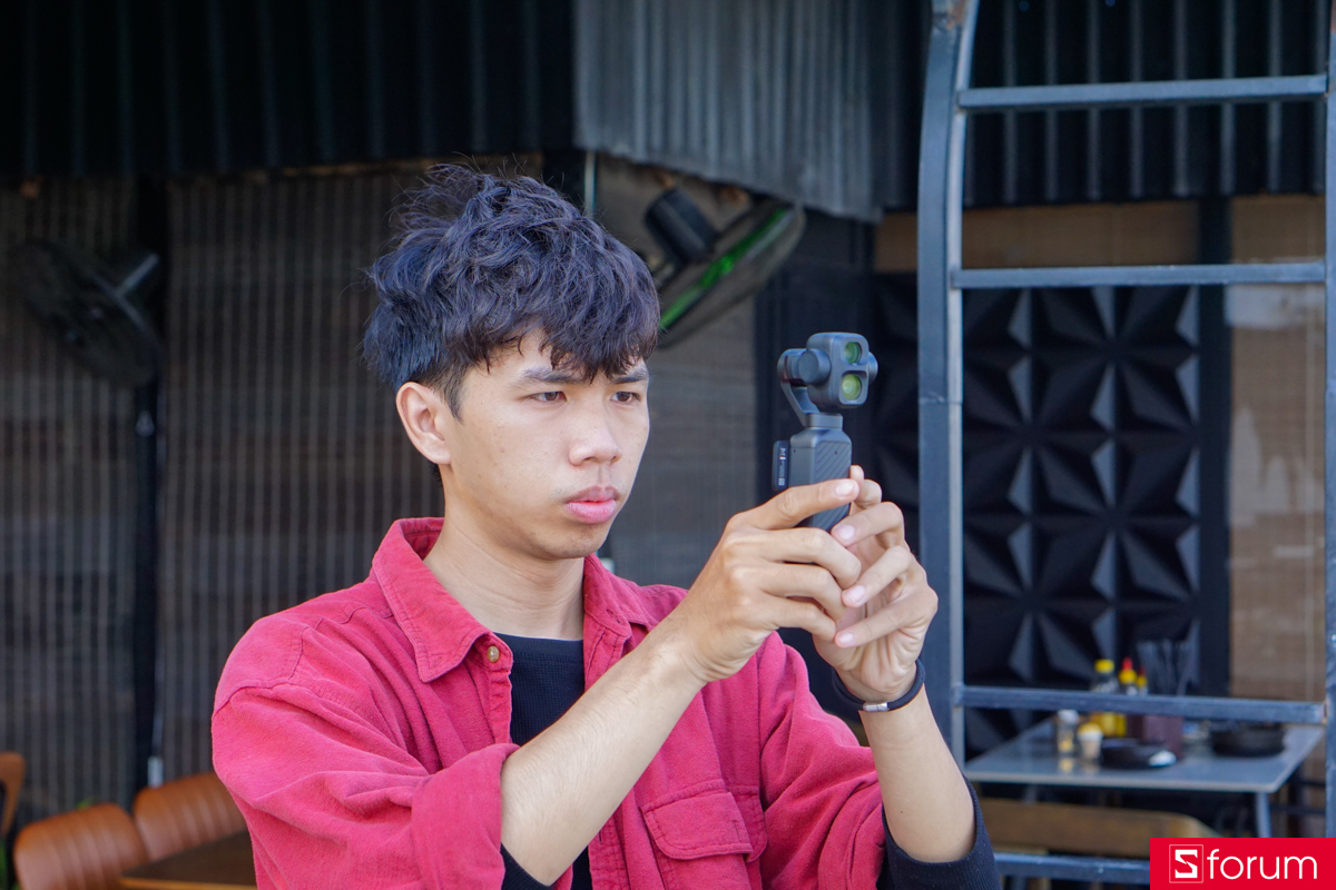 DJI Osmo Pocket 4P được trang bị 2 ống kính với tiêu cực khác nhau