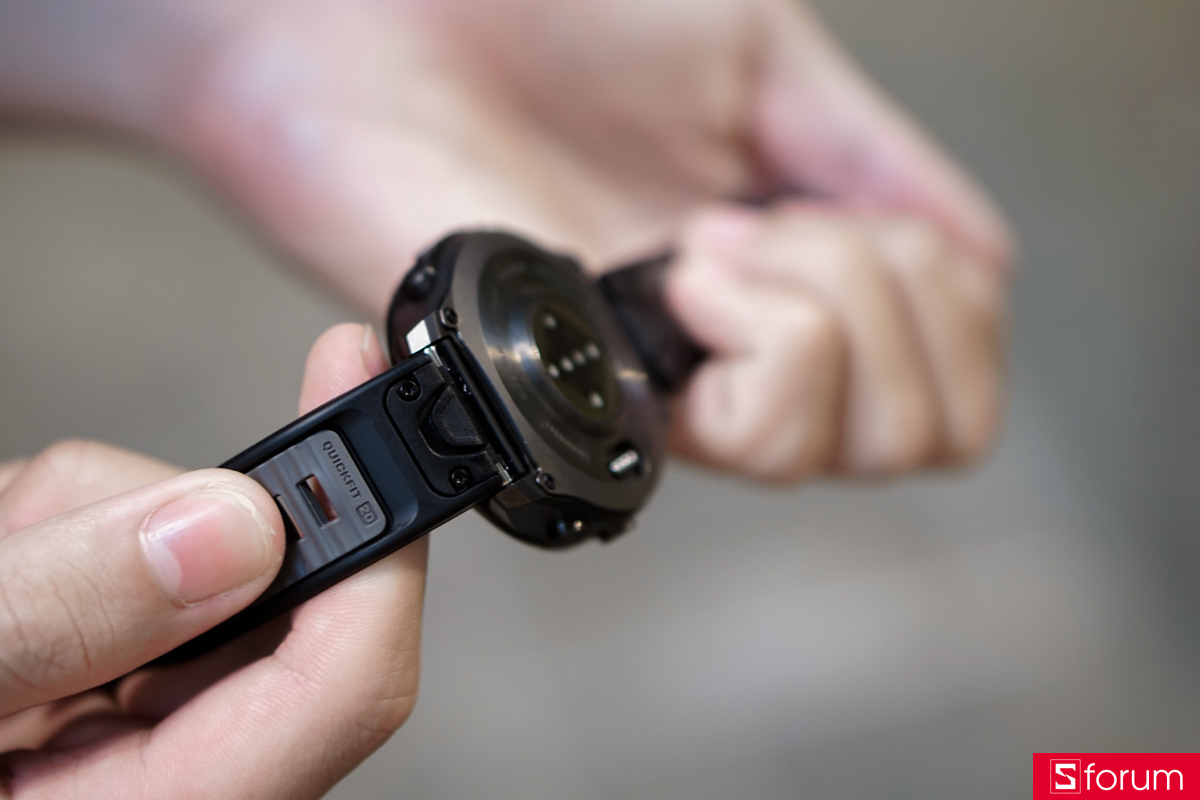 Thiết kế và ngoại hình của Garmin Fenix 9 Pro