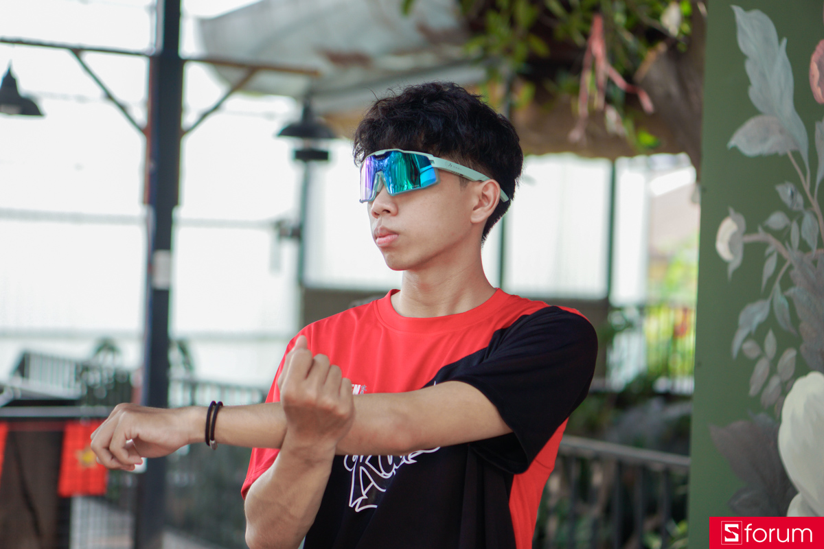 HAKII WIND IIS tạo sự thông thoáng cho người dùng khi luyện tập thể thao