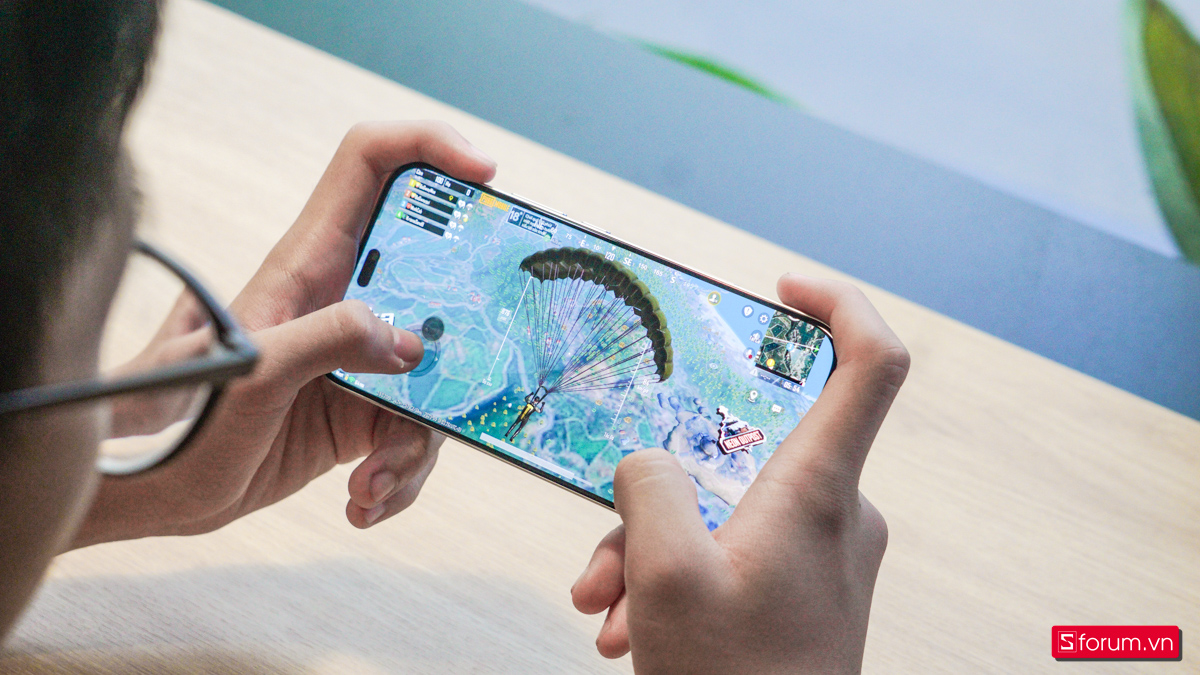 Công nghệ RAM Turbo trên HONOR 400 Lite mang đến trải nghiệm đa nhiệm mượt mà