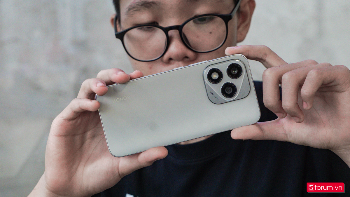 Hệ thống camera trên HONOR 400 Lite