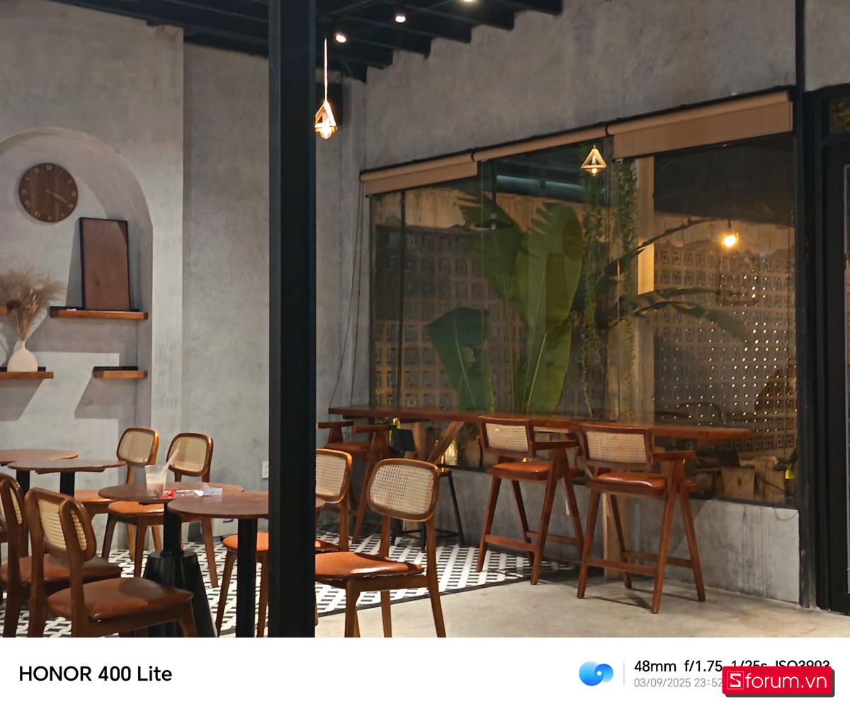 Ảnh chụp từ HONOR 400 Lite