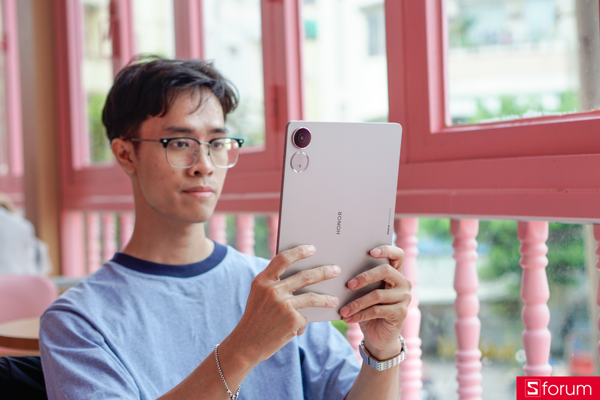 Thiết kế và ngoại hình của HONOR Pad V9