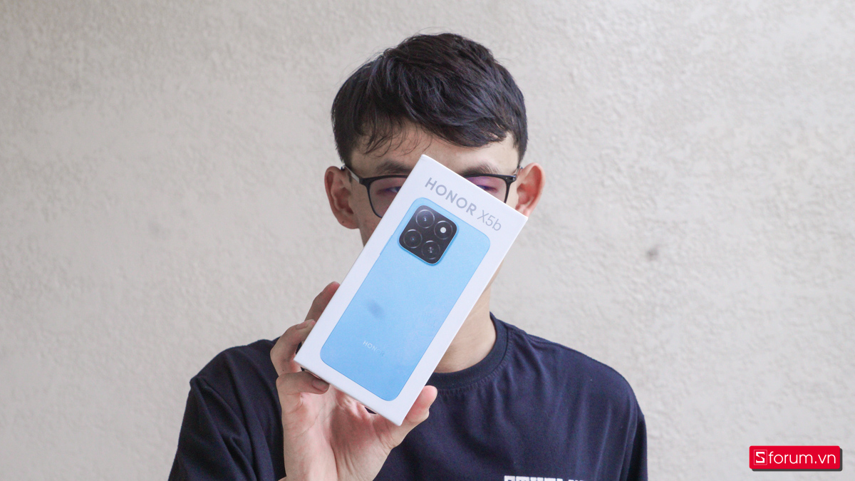 Thiết kế hộp của HONOR X5b khá đơn giản