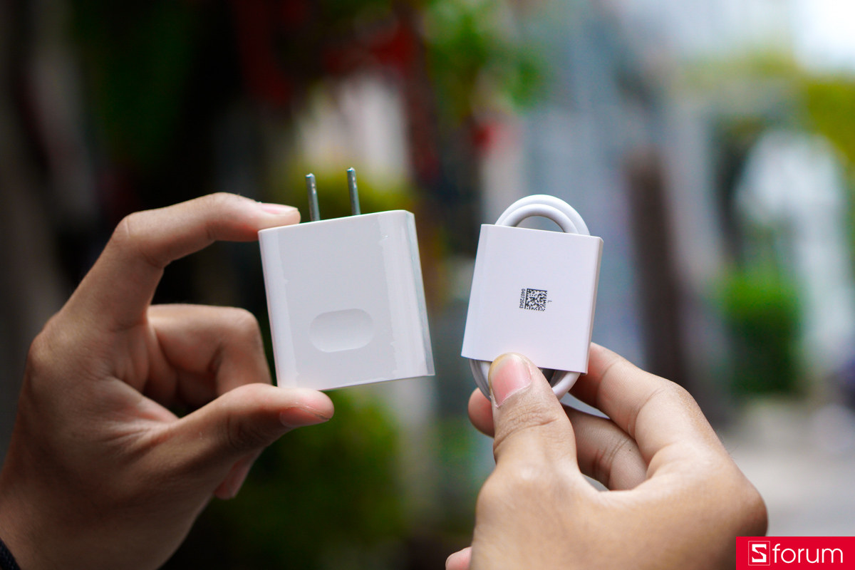 Củ và cáp sạc của HONOR X8d