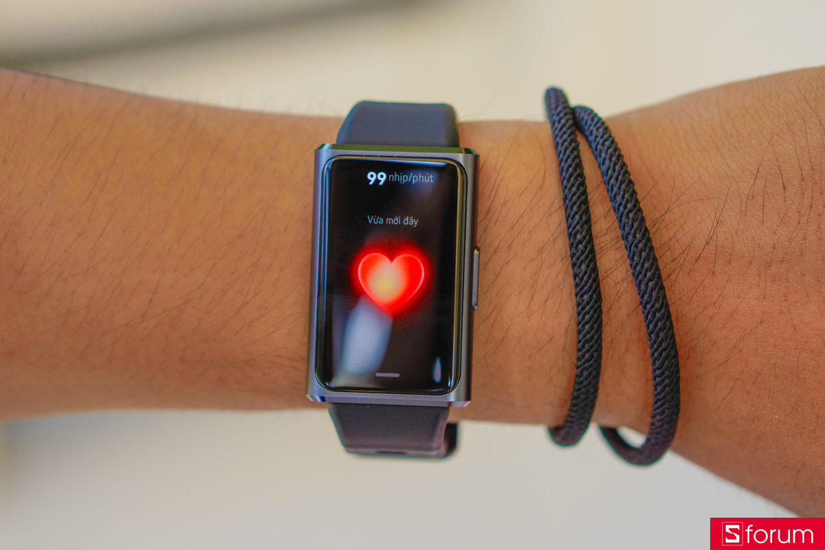 Đo nhịp tim trên Huawei Band 11