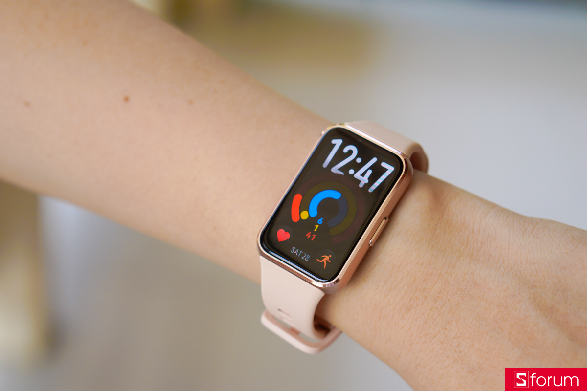 Huawei Band 11 trang bị màn hình 60Hz cho thao tác nhanh, nhạy và mượt mà