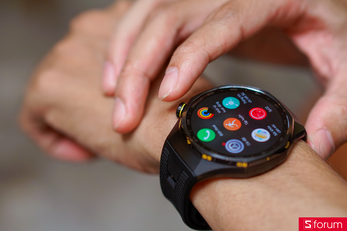 Thiết kế và ngoại hình của Huawei Watch GT7 Pro