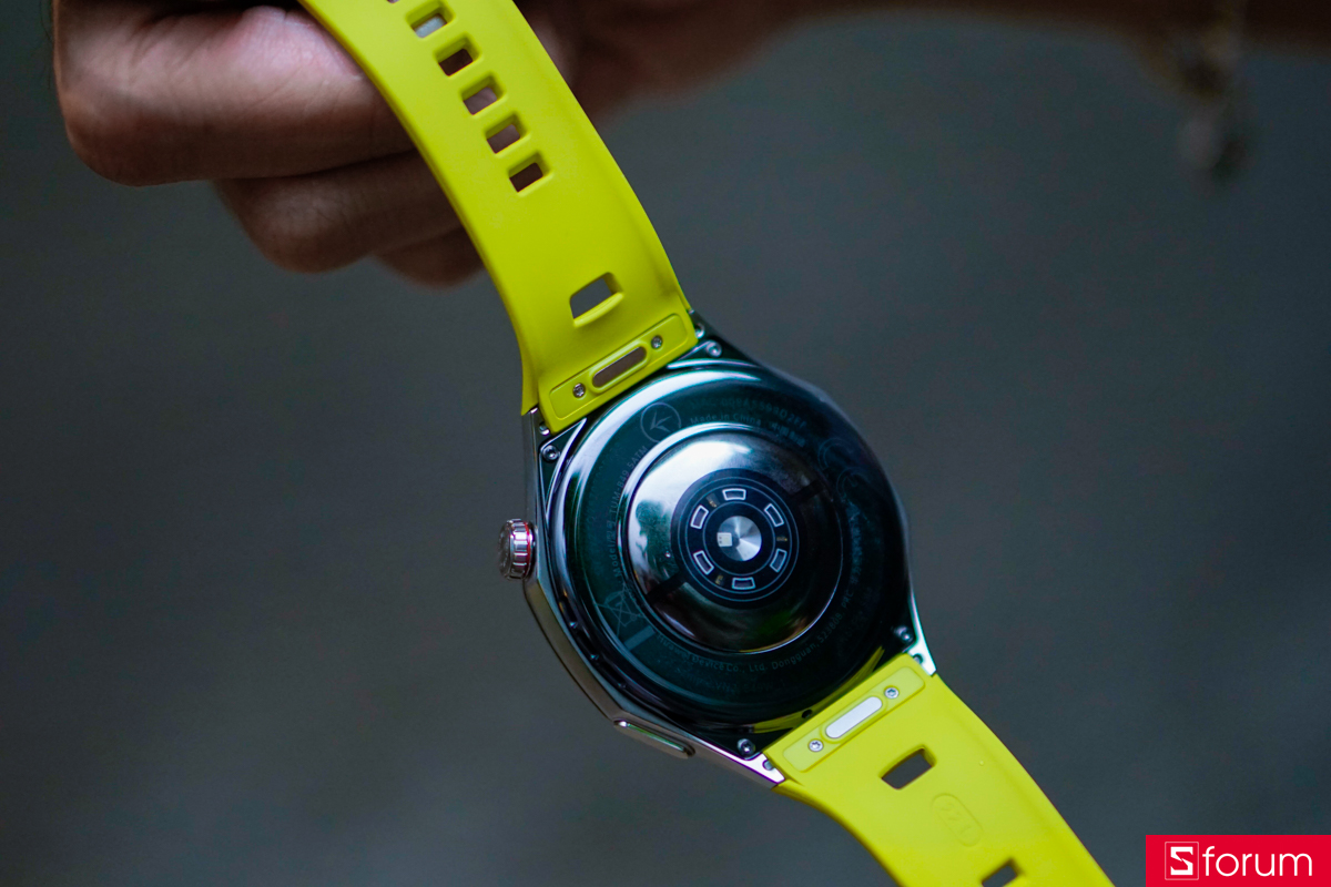 Thiết kế và ngoại hình của Huawei Watch GT7 Pro