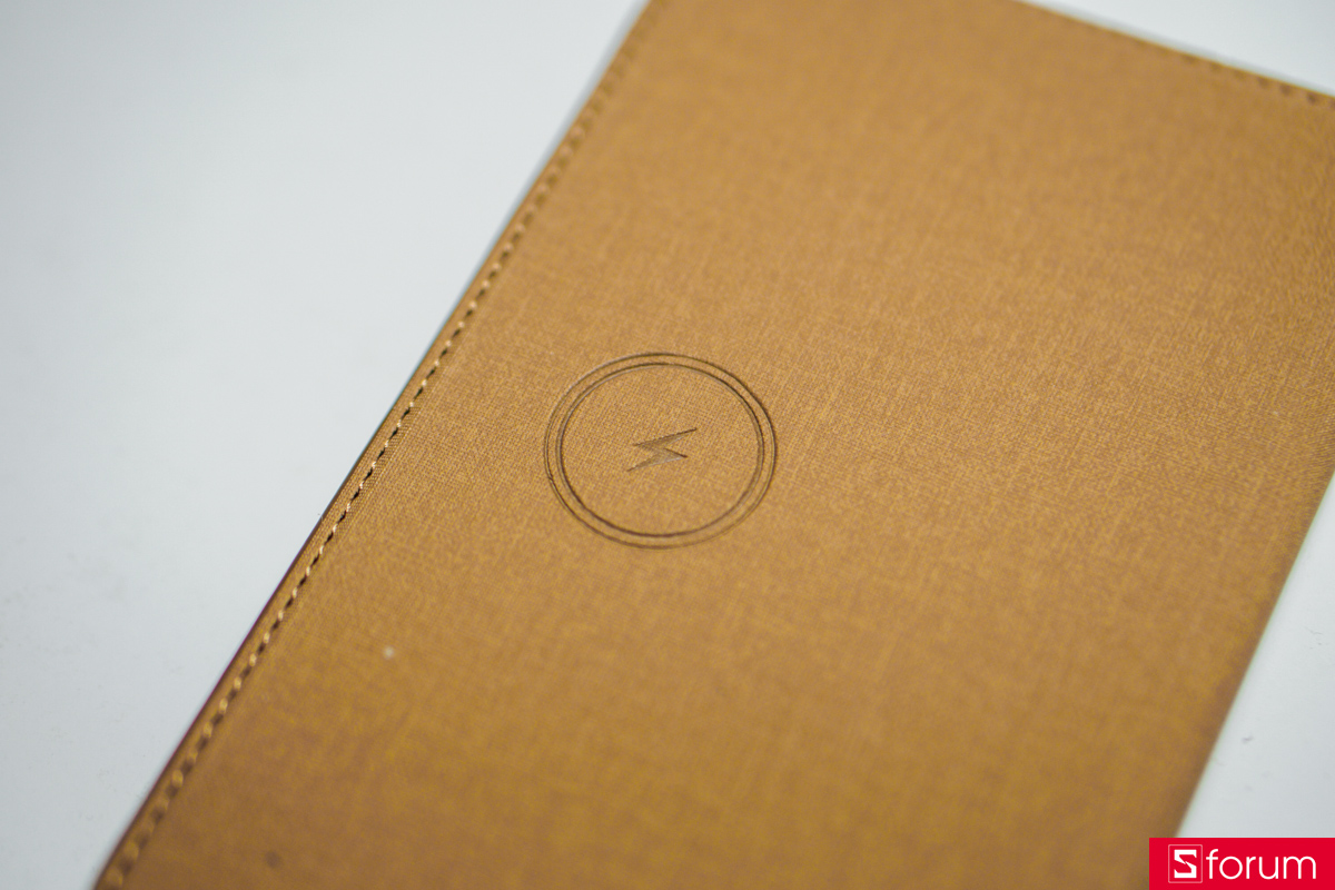 Mang đến sự sang trọng và tinh tế cho ngoại hình của IDMIX Air Passport