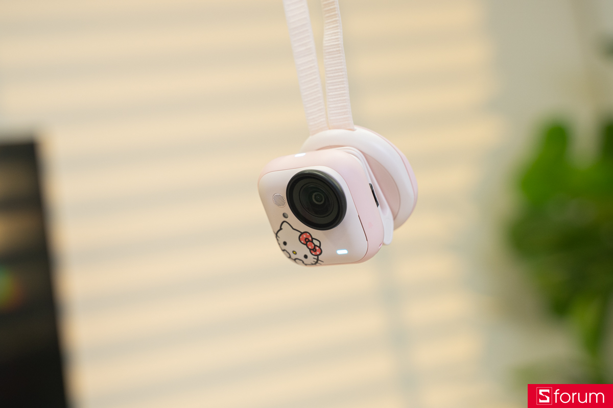 Thiết kế và ngoại hình của Insta360 Go Ultra phiên bản Hello Kitty