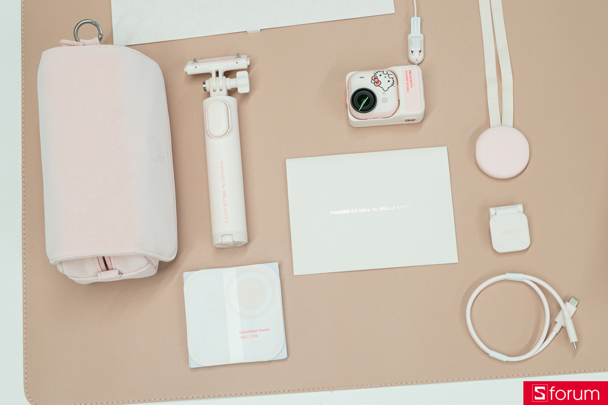 Mở hộp và phụ kiện của Insta360 Go Ultra phiên bản Hello Kitty