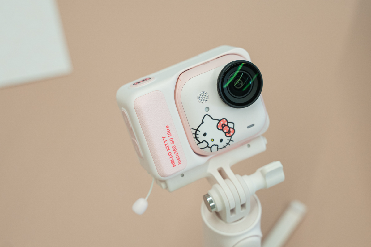 Trên tay Insta360 Go Ultra phiên bản Hello Kitty: Quà 20/10 đẹp như này chị em nào chả mê!