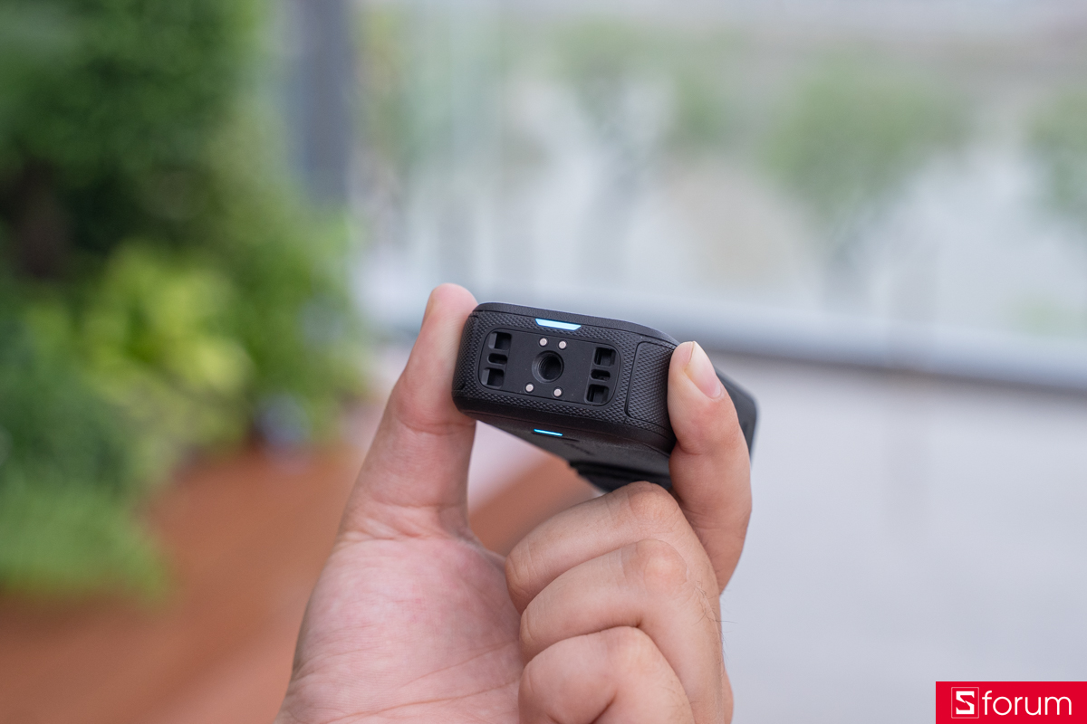 Thiết kế và ngoại hình của Insta360 X6