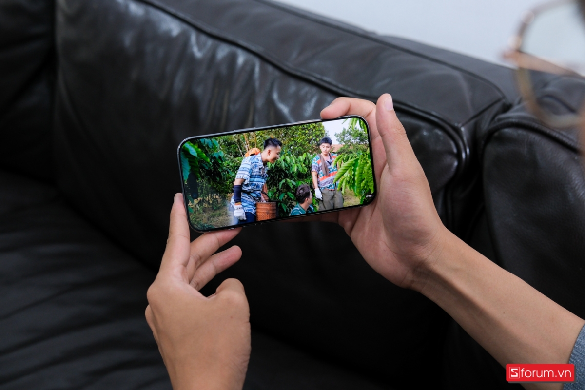 iPhone Air cho khả năng hiển thị sắc nét cùng màu sắc cực kì chân thực