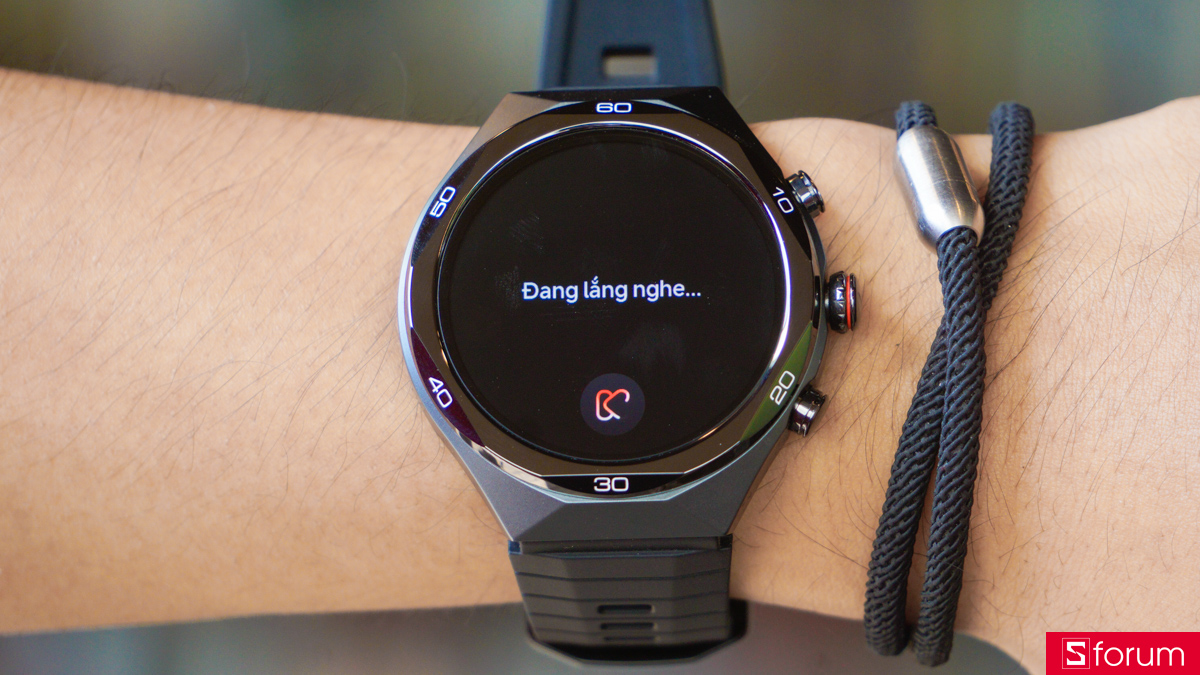 Kieslect Elite 2 được tích hợp ChatGPT, cho phép người dùng tra cứu thông tin, hỏi nhanh hoặc tương tác trực tiếp ngay trên cổ tay