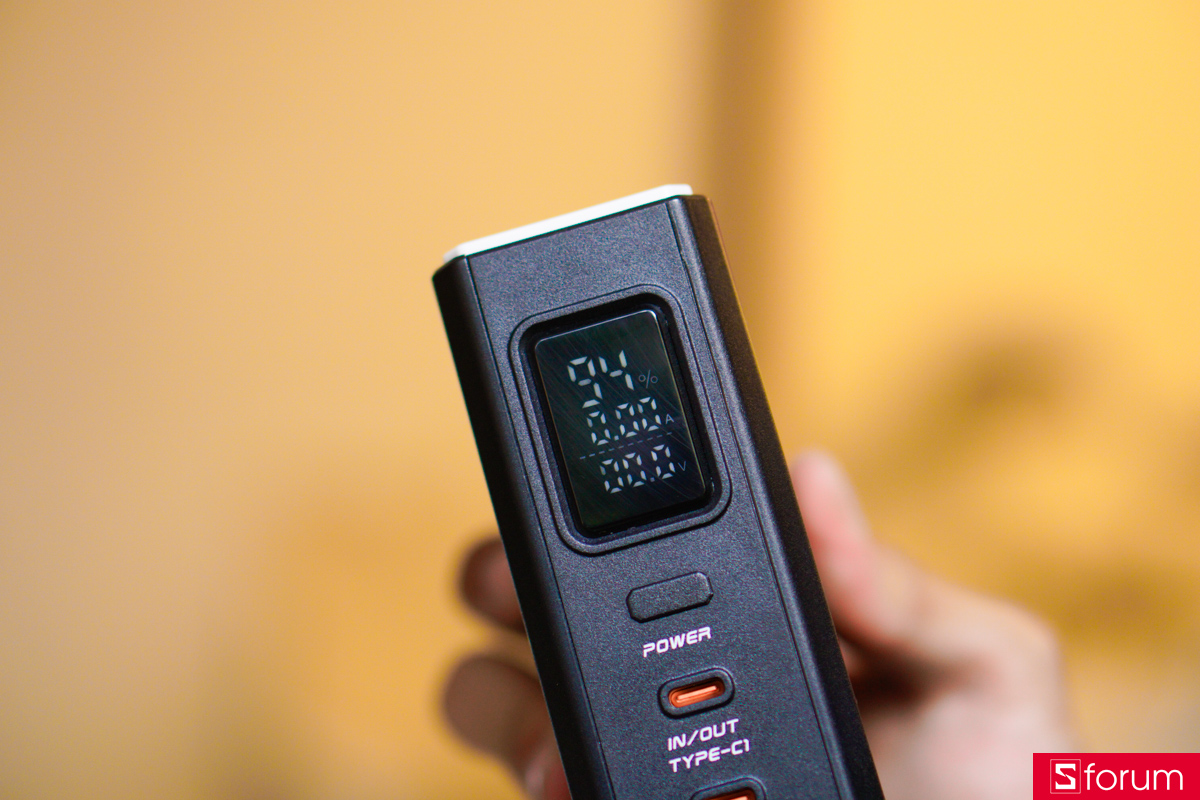 Với dung lượng lên đến 70.000 mAh, Movespeed Z70 Pro Max là một trong những pin dự phòng lớn nhất trên thị trường