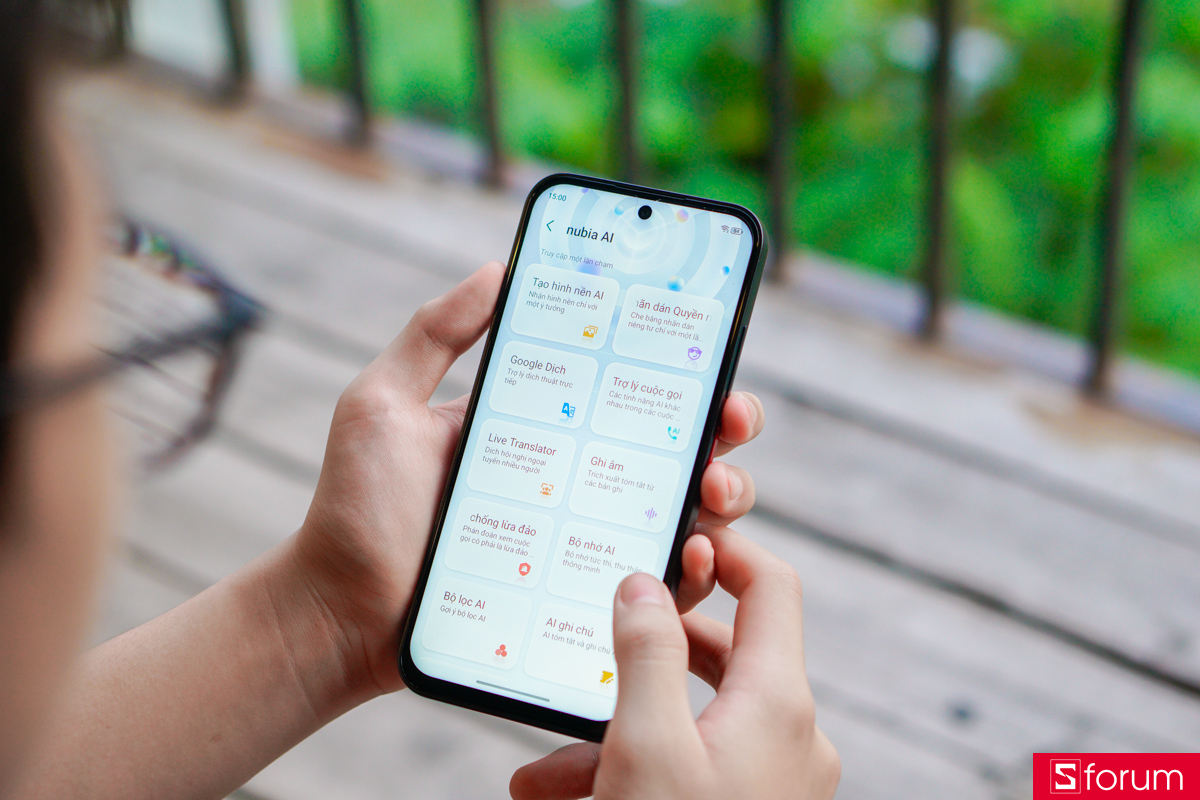 Các tính năng AI của nubia cũng được tích hợp trong nubia V80 Design như dịch thuật, tạo hình nền , ghi âm thông minh... cực kì nhiều và đa dạng.