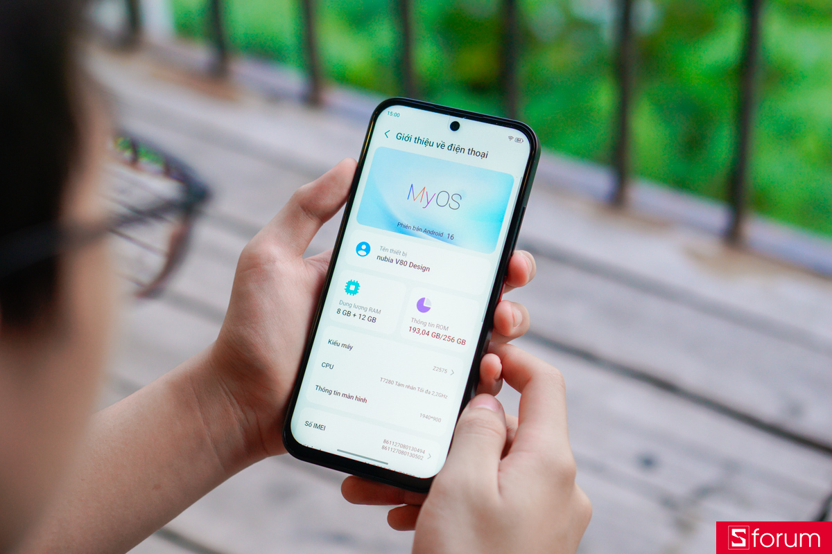 nubia V80 Design được trang bị 8GB RAM, có thể mở rộng lên đến 20GB với tính năng RAM Turbo cùng với bộ nhớ trong 256GB