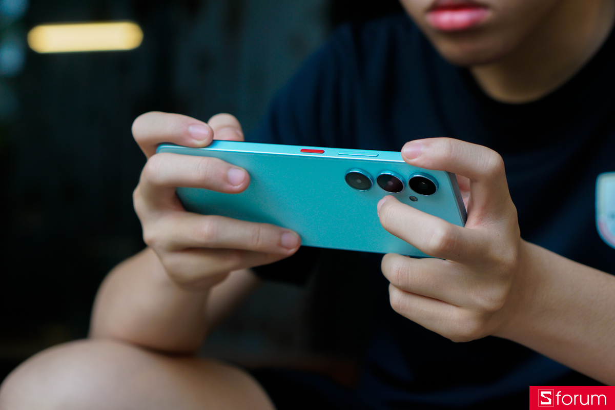 Về hiệu năng, nubia V80 Max sử dụng vi xử lý Unisoc T7250 với xung nhịp tối đa 1.8GHz