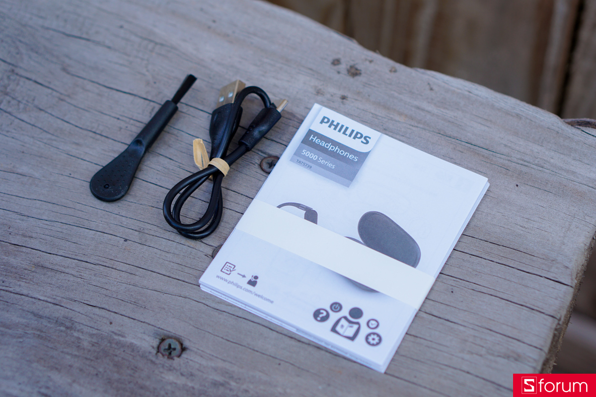 Mở hộp và phụ kiện của Philips TAT5739