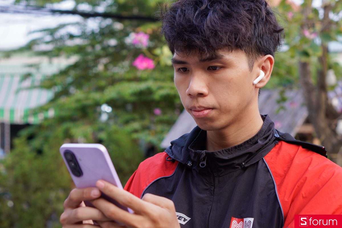 Redmi Buds 8 Active được tinh chỉnh để tập trung mạnh vào dải bass với trang bị dynamic driver kích thước lên đến 14.2mm