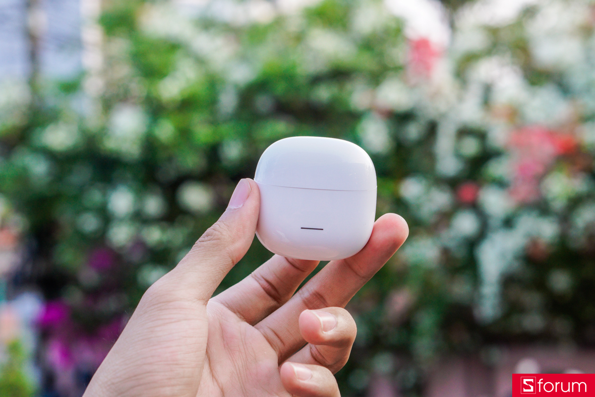 Mặt trước của Redmi Buds 8 Active