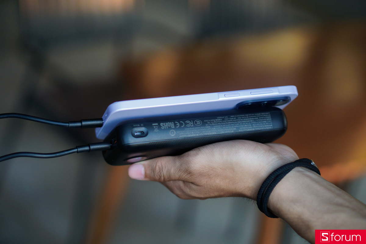 MoveSpeed PB07 cung cấp hai tùy chọn cổng sạc vào gồm một cổng USB-C và một cổng Micro-USB truyền thống