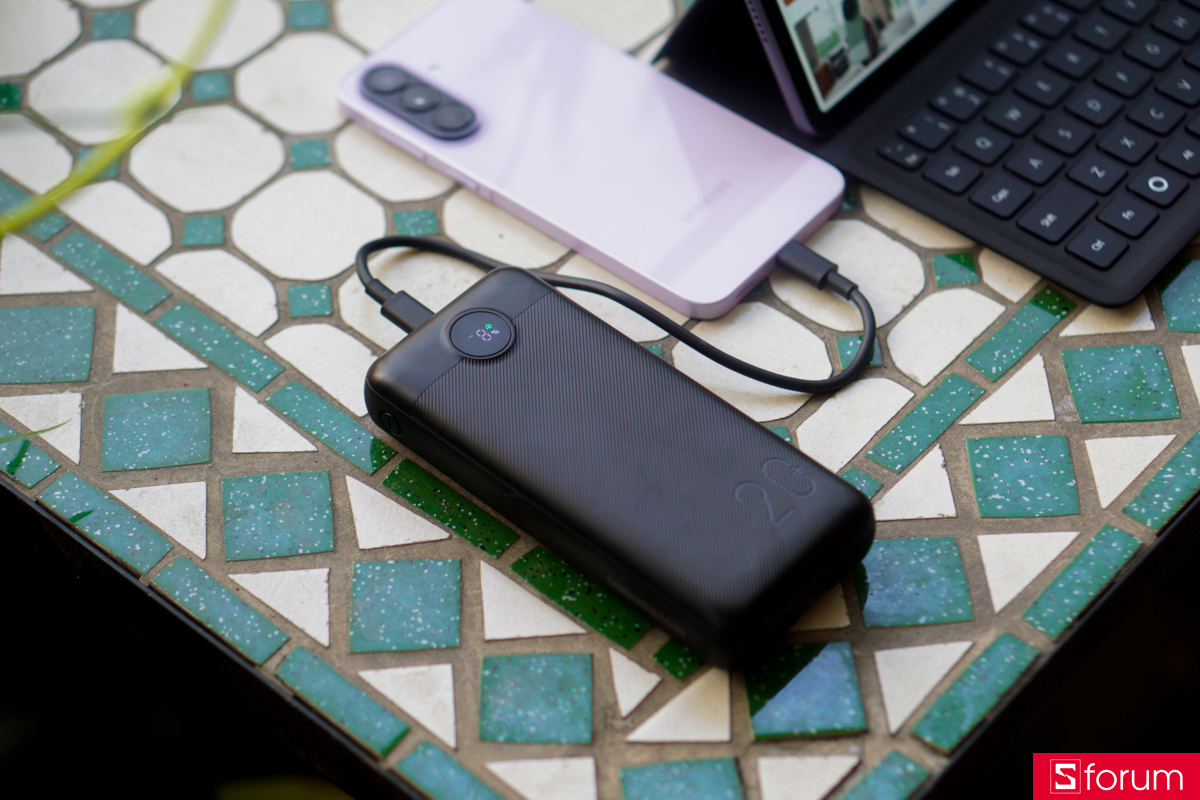 Màn hình LED trên MoveSpeed PB07 nhỏ nhưng đầy đủ thông tin