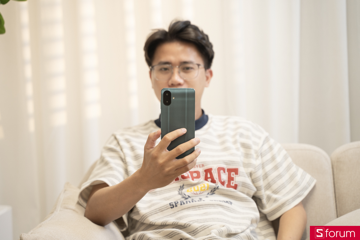 Thiết kế và ngoại hình của Samsung Galaxy A08