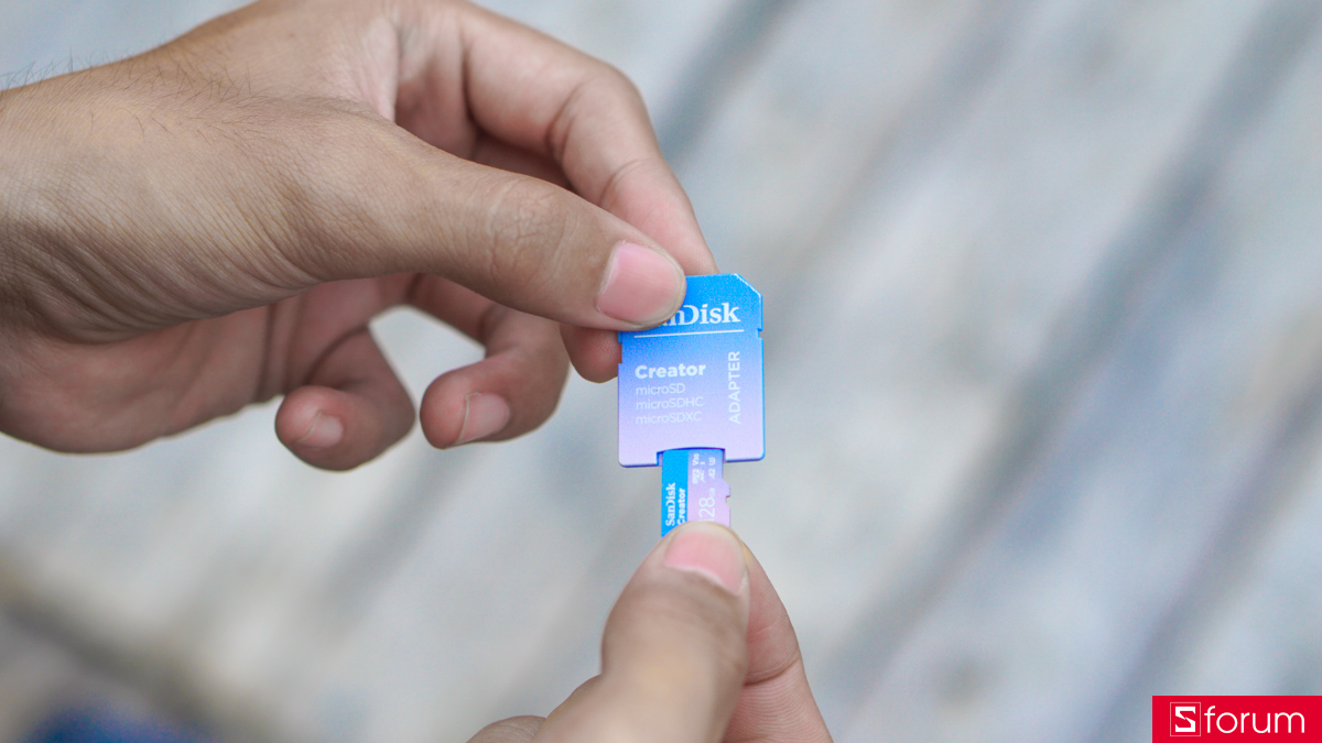 Đi kèm với thẻ nhớ MicroSD Sandisk Creator cũng sẽ có một adaptor form thẻ SD giúp cho việc sao chép file cũng như sử dụng chung với các sản phẩm khác