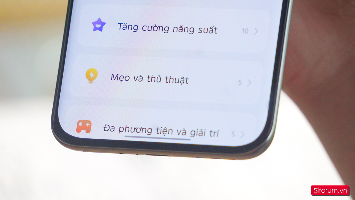 Viền dưới của Tecno Spark 40 Pro+