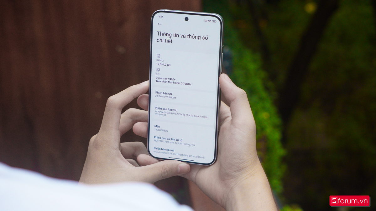 Trên tay Xiaomi 15T Pro cho phần cứng khá tốt với sức mạnh của vi xử lý MediaTek Dimensity 9400+
