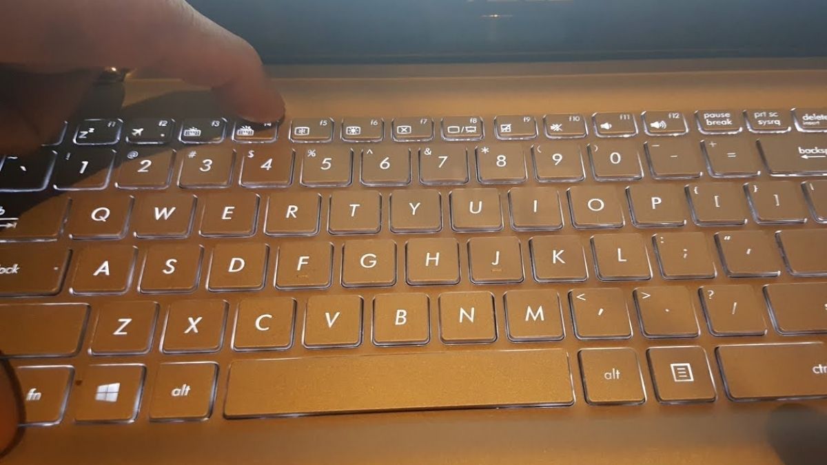 Laptop Asus Vivobook có đèn bàn phím không