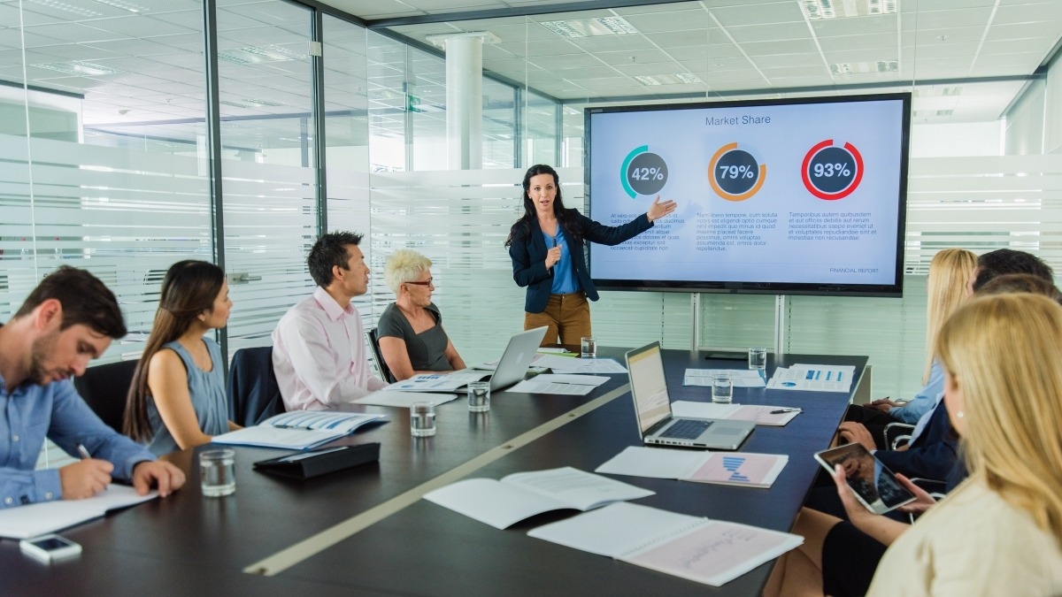 Hiệu ứng Emphasis trong PowerPoint trong thực tế