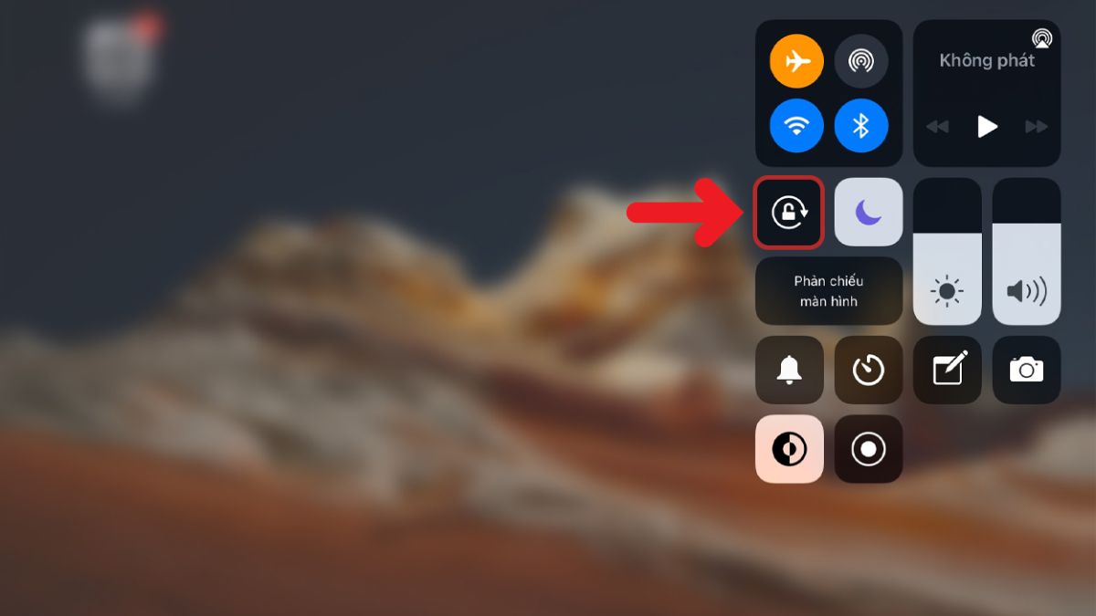 Sửa bàn phím iPad bị thu nhỏ: Xoay màn hình iPad sang chế độ ngang 