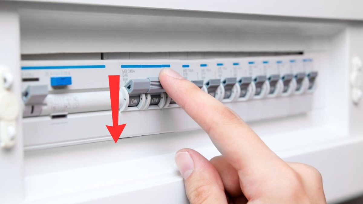 Hướng dẫn cách kiểm tra cảm biến điều hòa bằng đồng hồ vạn năng