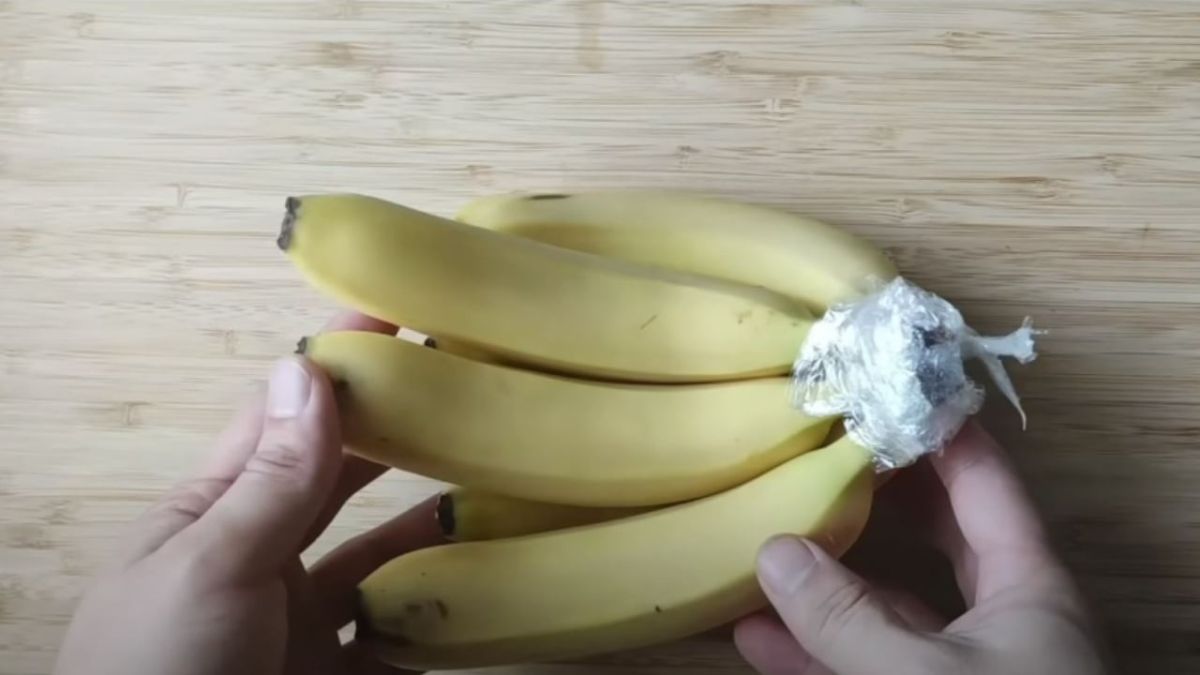 Cách bảo quản chuối chín trong ngăn mát bằng màng bọc thực phẩm