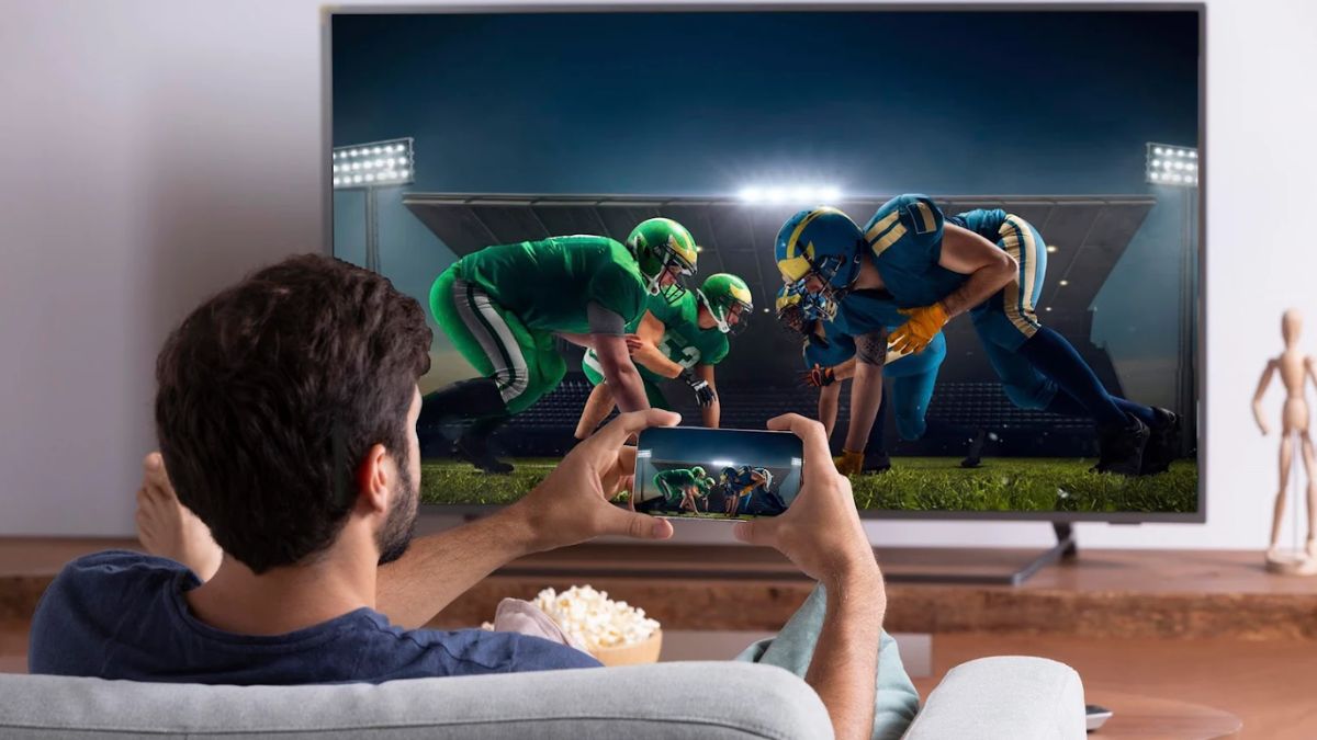Cách chia sẻ màn hình điện thoại lên tivi Samsung mang đến sự tiện lợi