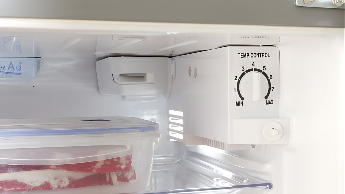 cách chỉnh nhiệt độ tủ lạnh Sharp một cách khoa học