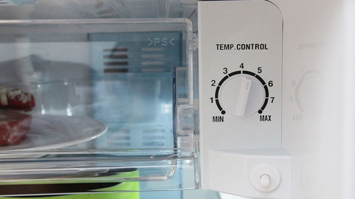 Cách chỉnh nhiệt độ tủ lạnh Sharp với loại có 2 nút điều chỉnh
