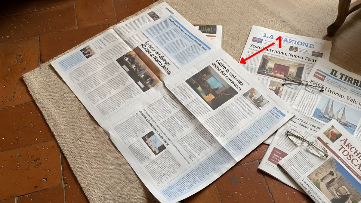 Cách gói quà 8/3 bằng giấy báo vintage 